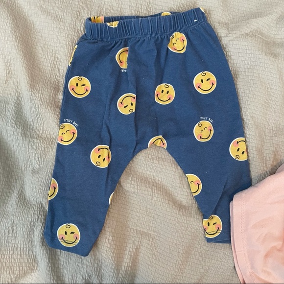 Smiley, Happy Baby Set - Picture 4 of 4